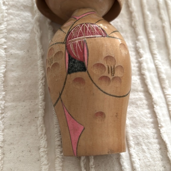 Vintage Hand Wooden Painted Japanese Kokeshi Doll - Picture 7 of 9